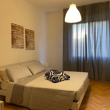 Centralissimo Trilocale A Pochi Passi Dal Duomo Apartman